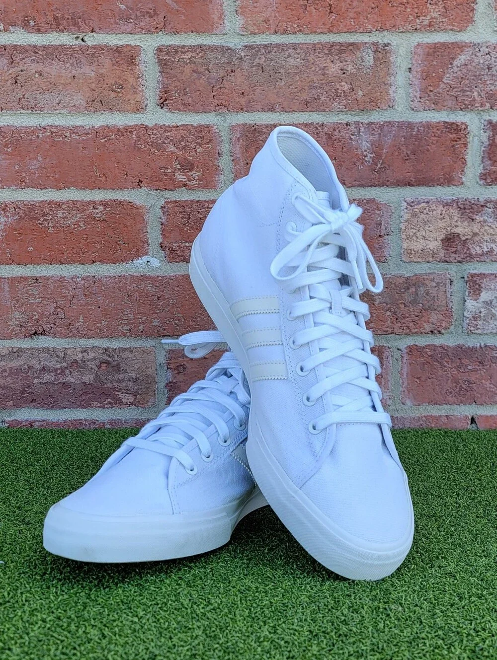 Mens ADIDAS ORIGINALS Matchcourt Hi Triple White Sneakers ~ US Size 13